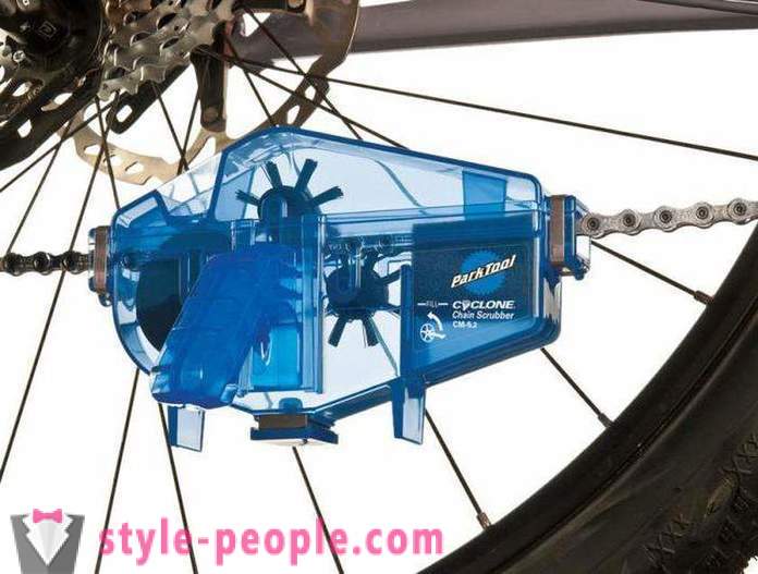 Máquinas para la limpieza de cadenas de bicicleta: tipos, instrucciones de funcionamiento, opiniones