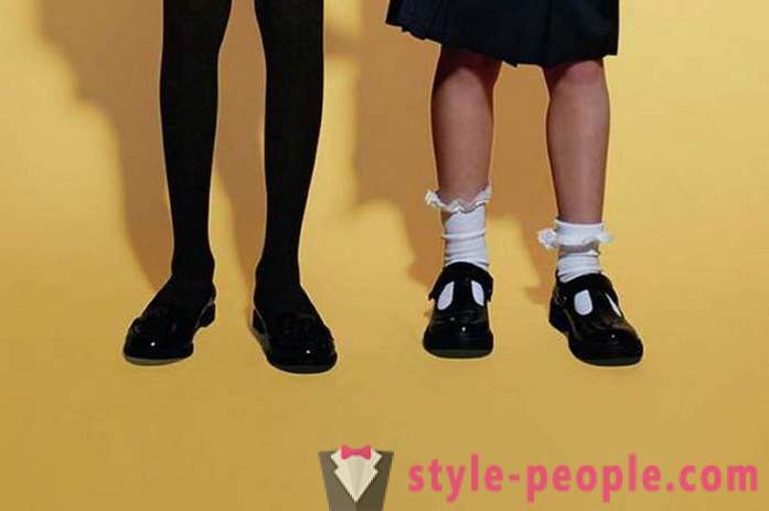 ¿Cómo elegir los zapatos para niñas en la escuela: Consejos y comentarios sobre fabricantes