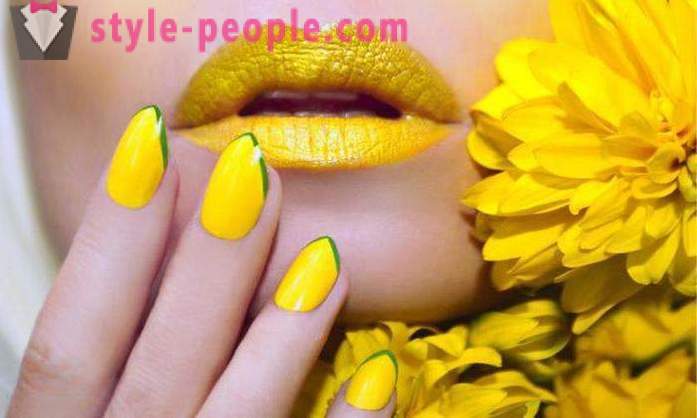 Manicura amarilla: Diseño de la foto