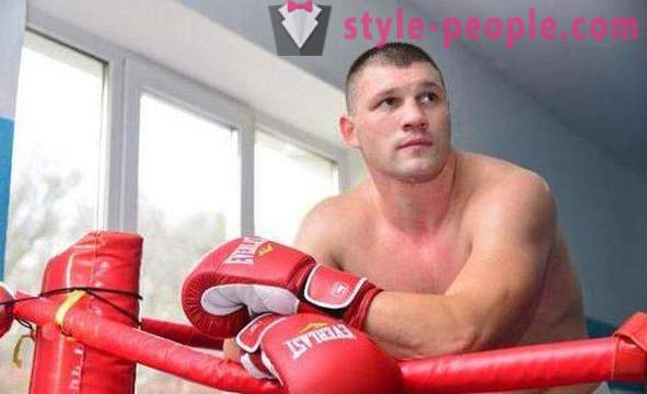 Evgeny Romanov: subestimado boxeador de peso pesado ruso