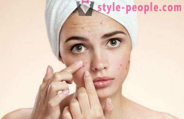 ¿Es posible limpiar la cara de peróxido de hidrógeno? de peróxido de hidrógeno arrugas faciales, manchas de acné y edad