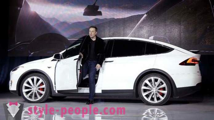 Coches del garaje, Elon Musk