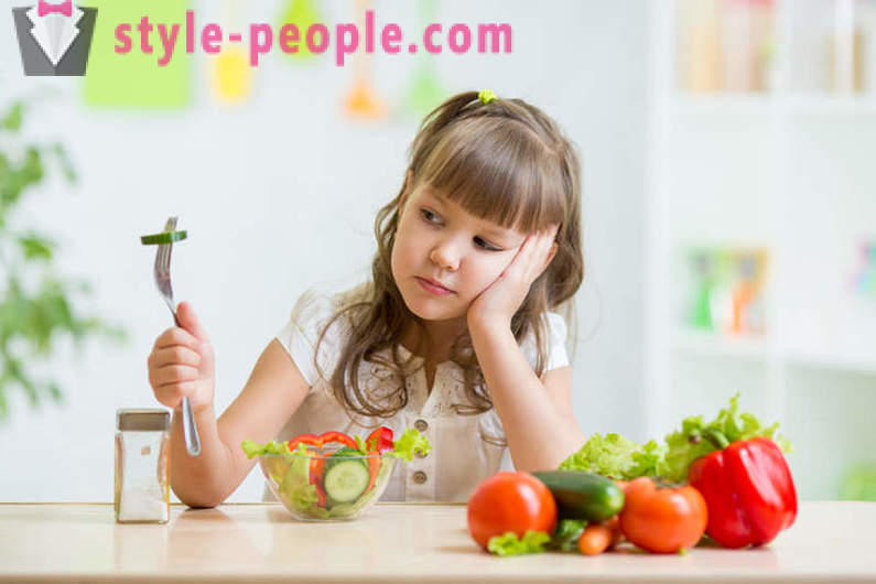 Cómo enseñar a un niño a comer verduras