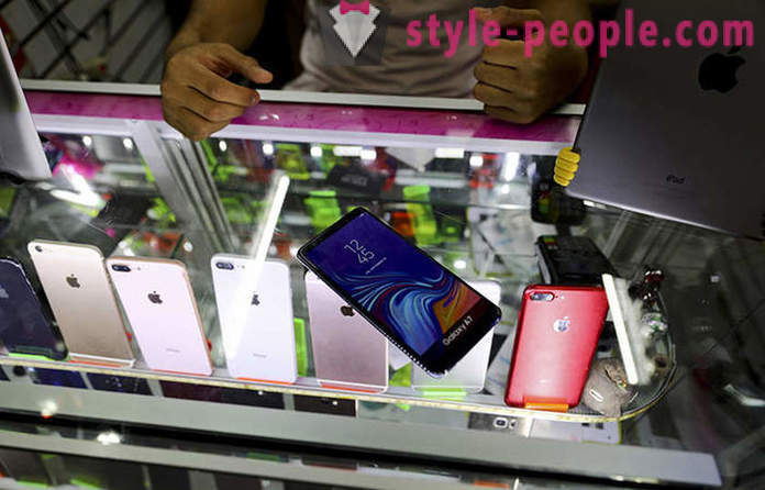 ¿Por qué los residentes de la Ciudad de México compran teléfonos móviles ficticias
