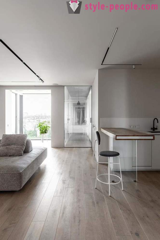Interior minimalista de los apartamentos de 78 metros cuadrados en Kiev