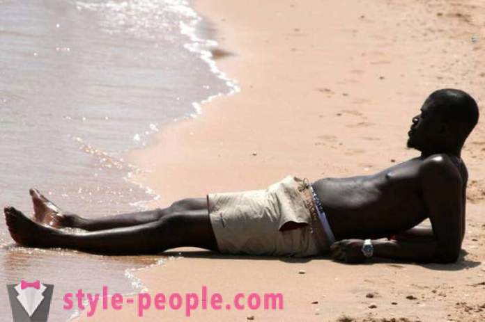 ¿Por qué los africanos tienen la piel oscura, si se calienta rápidamente por el sol?