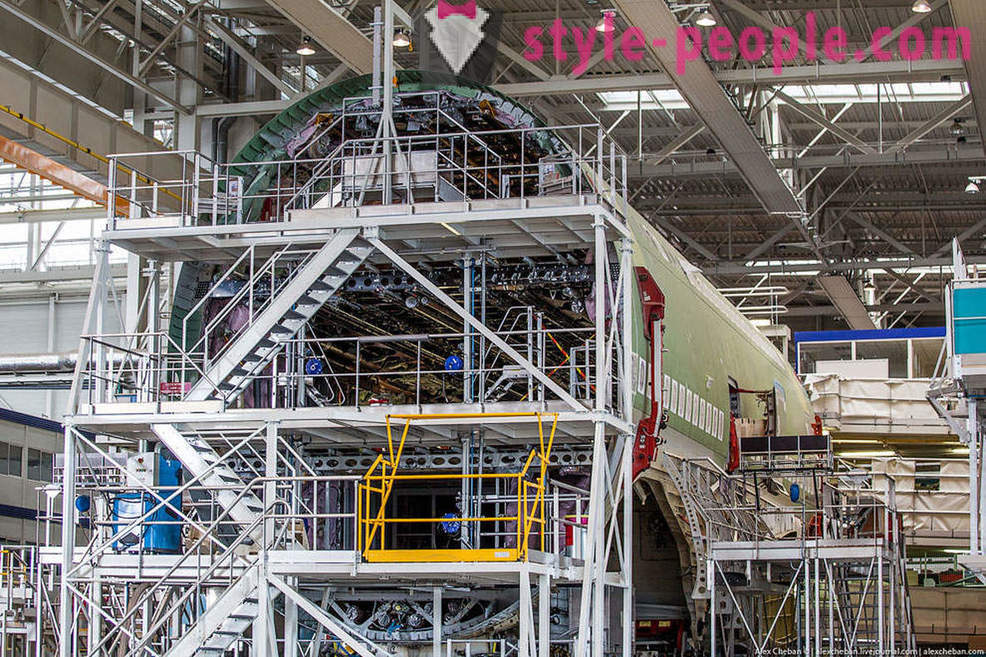 El proceso de fabricación de aviones de pasajeros más grande del mundo