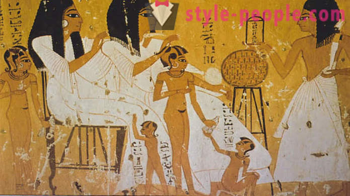 ¿Cómo las generaciones de mujeres en el antiguo Egipto