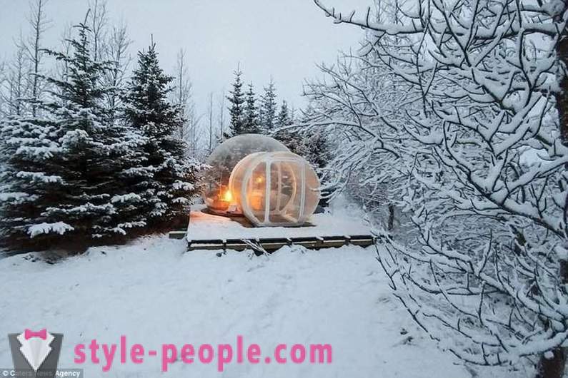 Este hotel con burbujas de aire en Islandia