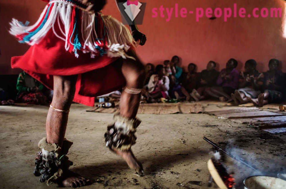 Los ritos de iniciación de los curanderos tradicionales en África del Sur