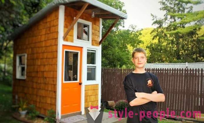 Niño de 13 años de edad, se construyó una casa