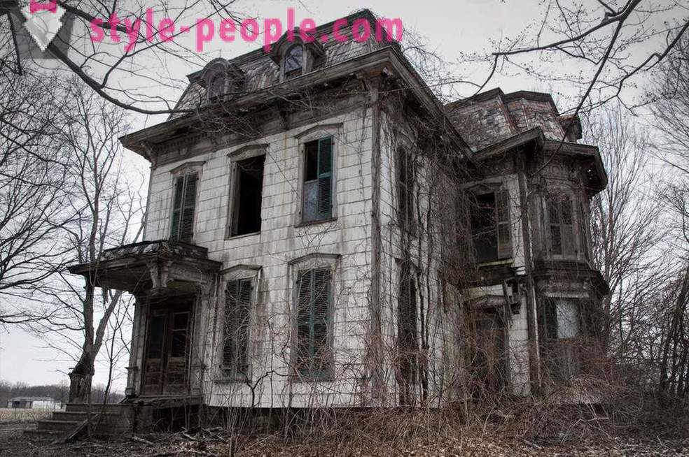 La historia de estas casas embrujadas