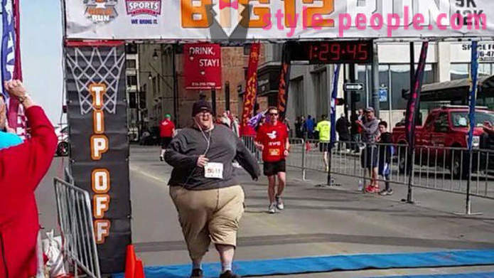 Correr, sin parar: hombre que pesa 250 kg inspira a la gente con su ejemplo
