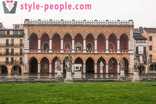 Paseo por la ciudad italiana de Padua
