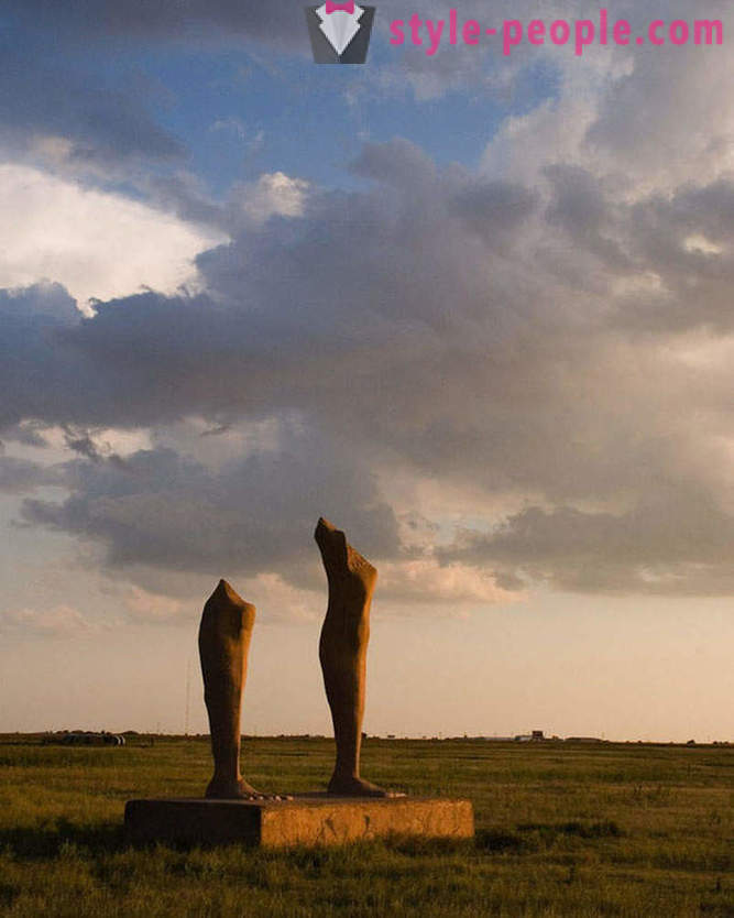 10 estatuas más extrañas y extrañas del mundo