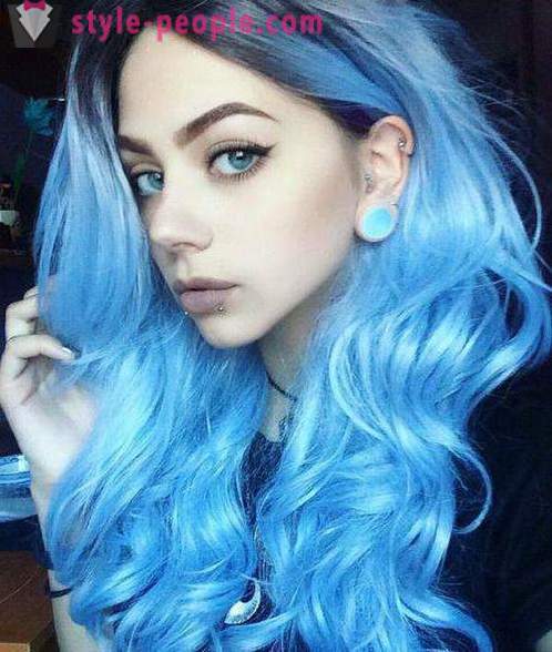 La chica con el pelo azul: características, descripciones y datos interesantes