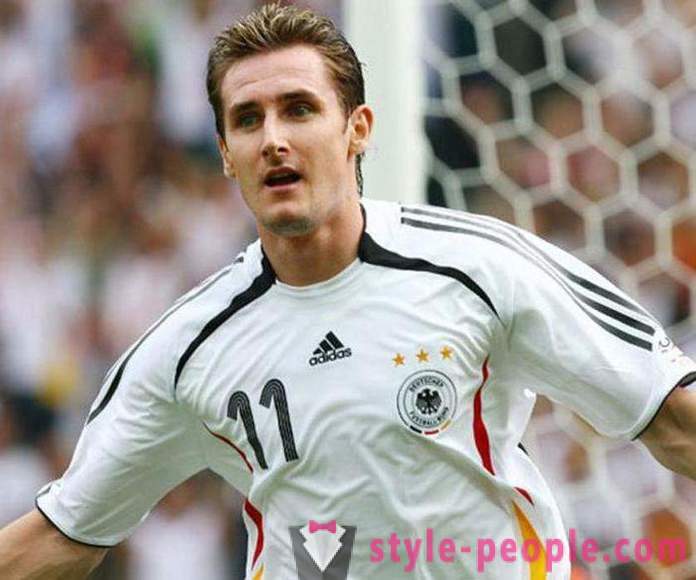 Miroslav Klose: biografía y la carrera de un jugador de fútbol