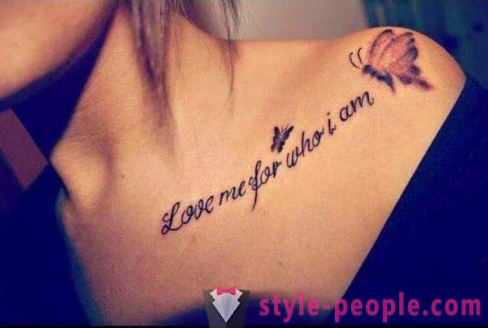 Tatuaje hermoso para las niñas en el hombro