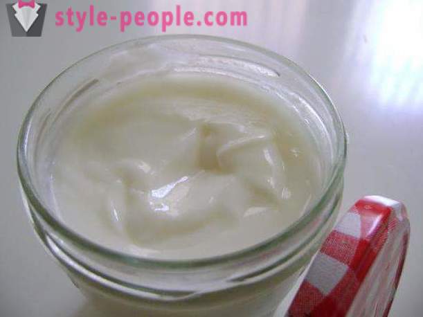 Crema de manos hidratante en casa: una receta sencilla y eficaz