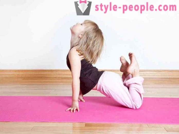 Yoga en casa para principiantes: ejercicios, fotos